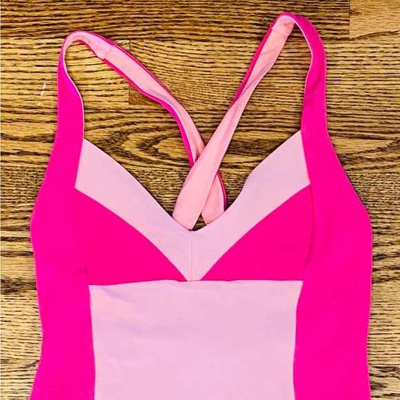 One-Piece Colorblock Swimsuit - Picture 3 of 3